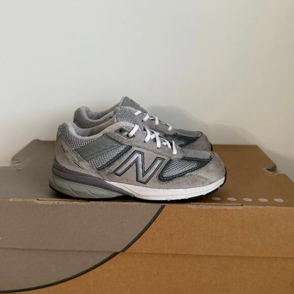 New Balance 990 V5 Grey/White Toddler Sneakers - SZ 9 C - Picture 5 of 13